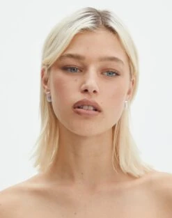 High Rise Flare Ponte Pant -Style Fashion Fit aries plated triple chain hoop silver front je144621ear