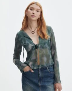 Print Frill Split Tie Front Blouse -Style Fashion Fit beth tie front chiffon blouse cypress haze front bl111539haz 2