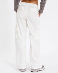 Low Rise Cotton Cargo Pant -Style Fashion Fit carmody cargo pants milk back pw54095cot