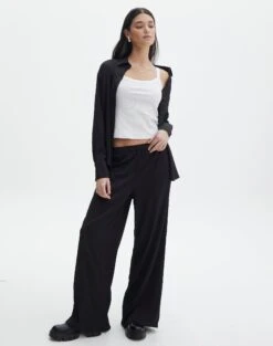 Stitch Detail Faux Leather Pant -Style Fashion Fit co gloria textured pants black front pw127549tex