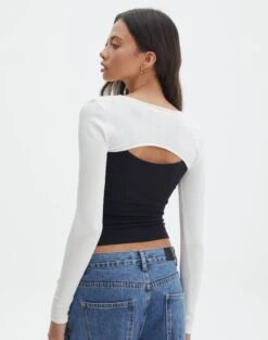 Ribbed Knit Long Sleeve Shrug -Style Fashion Fit co midas shrug milk back kl54070cre