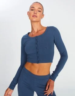 Button Up Cropped Long Sleeve Top -Style Fashion Fit co peony longsleeve moby dick front tc93716cot