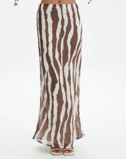 Print Maxi Slip Skirt -Style Fashion Fit co riley mr maxi skirt umber zebra full sl102757prt