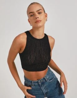 Zip Detailed Crop Tee -Style Fashion Fit frida curve hem crop black front tv70467lac 11