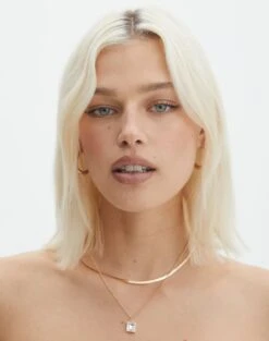 Scoop Neck Ribbed Knit Midi Dress -Style Fashion Fit gigi gem stone necklace gold front je108953nl 3