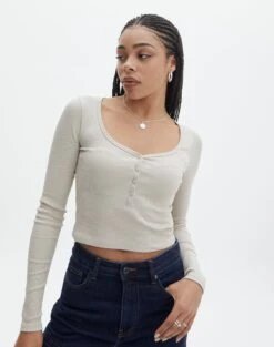 Long Sleeve Button Scoop Neck Top -Style Fashion Fit harrison henley longsleeve head in the sand front tl114637ocot