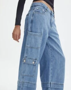 Cargo Low Rise Wide Leg Jean 18 Cargo Low Rise Wide Leg Jean -Style Fashion Fit khari cargo jean riley vintage wash imageback jd109691dnm