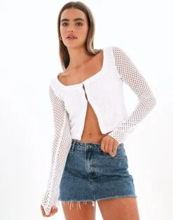 Cotton Fitted Tee -Style Fashion Fit kory knit keyhole top white front kc80507cro 3