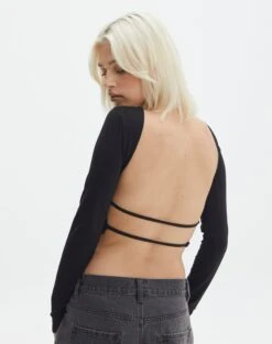 Open Strappy Back Long Sleeve Top -Style Fashion Fit lana strap open back top black back tl142894des