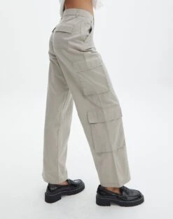 Cotton Low Rise Cargo Pant -Style Fashion Fit lexi mid rise cargo pant on the rocks detail pw80341cot