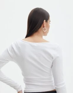 V Neck Long Sleeve Top -Style Fashion Fit lulu longsleeve white back tl93240orib