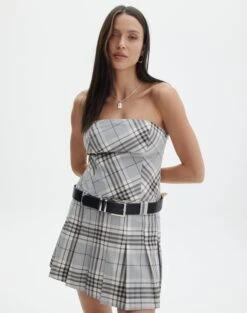 Floral Mesh Cupped Mini Dress -Style Fashion Fit pia pleat dress lunar check front ds113001prt 3