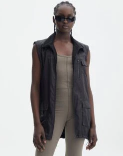 Tailored Oversized Vest -Style Fashion Fit r johnny puffer vest black front vs91567rpln