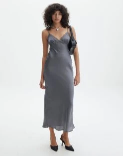 Maxi Lace Dress -Style Fashion Fit r levi lace dress keep your coal full dl118358rsat