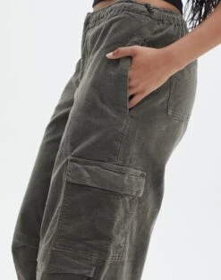 Mid Rise Cord Cargo Pant -Style Fashion Fit r saffie mid rise cargo pant cypress detail pw78180rcor