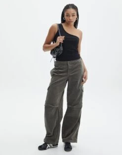 Mid Rise Cord Cargo Pant -Style Fashion Fit r saffie mid rise cargo pant cypress front pw78180rcor