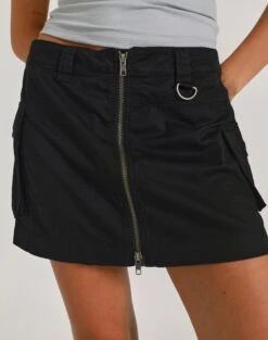 Zip Cargo Mini Skirt -Style Fashion Fit stella cargo skirt black full ss86240pln